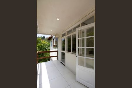 Casa de condomínio à venda com 450m², 5 quartos e 5 vagasVaranda Área de Serviço