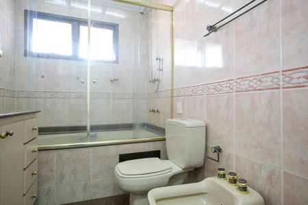 Apartamento para alugar com 340m², 4 quartos e 3 vagasBanheiro da suíte 2