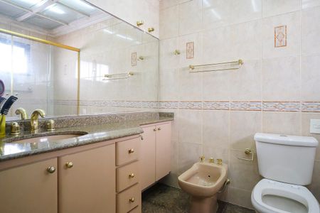 Apartamento para alugar com 340m², 4 quartos e 3 vagasBanheiro da suíte 1