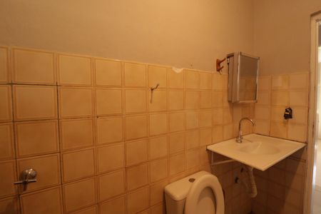 Casa à venda com 130m², 2 quartos e 3 vagasBanheiro Social