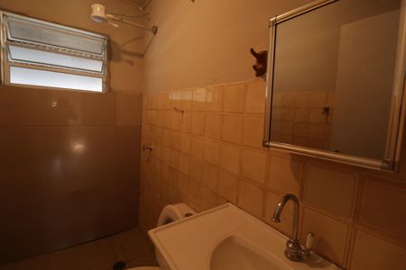 Casa à venda com 130m², 2 quartos e 3 vagasBanheiro Social