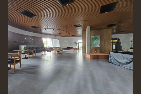 Apartamento à venda com 227m², 3 quartos e 4 vagas Apartamento à venda com 227m², 3 quartos e 4 vagasÁrea comum - Salão de festas