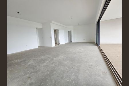 Apartamento à venda com 227m², 3 quartos e 4 vagas Apartamento à venda com 227m², 3 quartos e 4 vagasSala