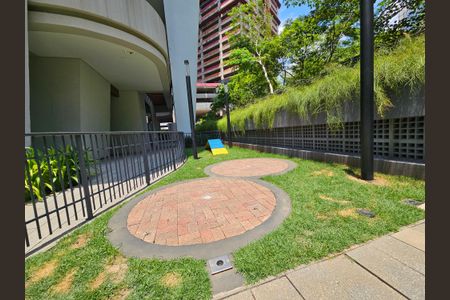 Apartamento à venda com 227m², 3 quartos e 4 vagas Apartamento à venda com 227m², 3 quartos e 4 vagasPet Place