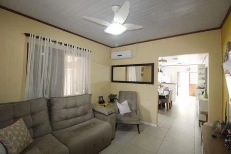 Sala de casa para alugar com 2 quartos, 100m² em Morro Santana, Porto Alegre