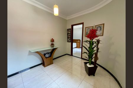 Casa à venda com 360m², 3 quartos e 4 vagas