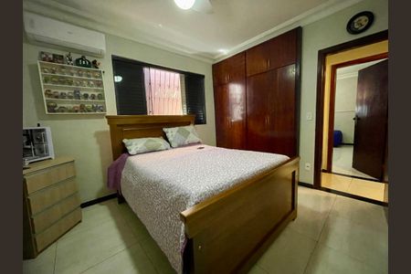 Casa à venda com 360m², 3 quartos e 4 vagas