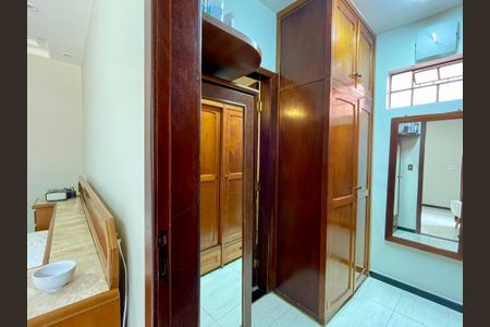 Casa à venda com 360m², 3 quartos e 4 vagas