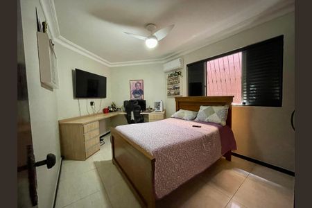 Casa à venda com 360m², 3 quartos e 4 vagas