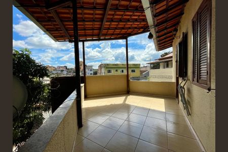 Casa à venda com 360m², 3 quartos e 4 vagas