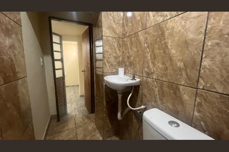 Banheiro Social de kitnet/studio para alugar com 1 quarto, 25m² em Vila Industrial (campinas), Campinas