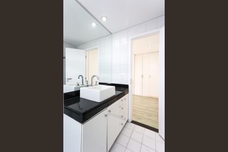 Apartamento para alugar com 86m², 1 quarto e 2 vagas Apartamento para alugar com 86m², 1 quarto e 2 vagasBanheiro da Suíte