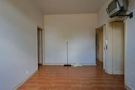 Casa à venda com 223m², 5 quartos e 10 vagas Casa à venda com 223m², 5 quartos e 10 vagasCopa