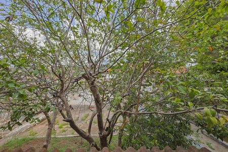 Casa à venda com 223m², 5 quartos e 10 vagas Casa à venda com 223m², 5 quartos e 10 vagasQuarto 4