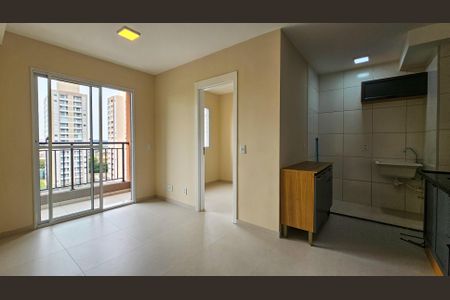 Cozinha  de apartamento para alugar com 2 quartos, 37m² em Vila Isa, São Paulo