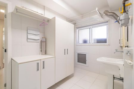 Apartamento para alugar com 208m², 3 quartos e 3 vagasÁrea de Serviço