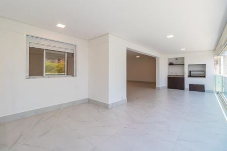 Apartamento para alugar com 208m², 3 quartos e 3 vagasSala