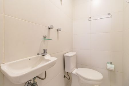 Apartamento para alugar com 208m², 3 quartos e 3 vagasBanheiro de Serviço