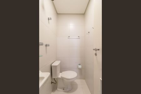 Apartamento para alugar com 208m², 3 quartos e 3 vagasBanheiro de Serviço