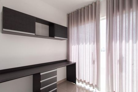 Apartamento à venda com 100m², 2 quartos e 2 vagasSala 2