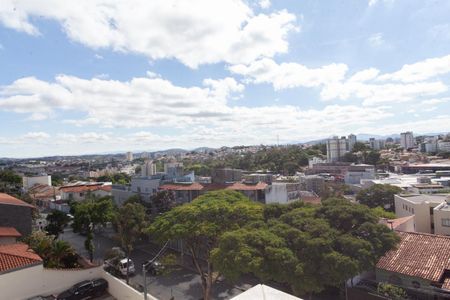 Apartamento à venda com 100m², 2 quartos e 2 vagasVista