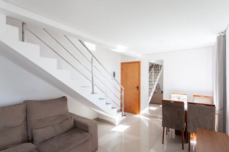 Apartamento à venda com 100m², 2 quartos e 2 vagasSala 1