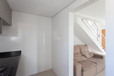 Apartamento à venda com 100m², 2 quartos e 2 vagasCozinha