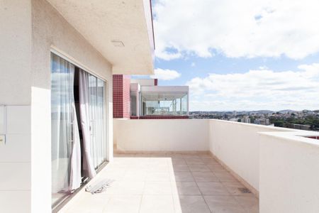 Apartamento à venda com 100m², 2 quartos e 2 vagasCobertura