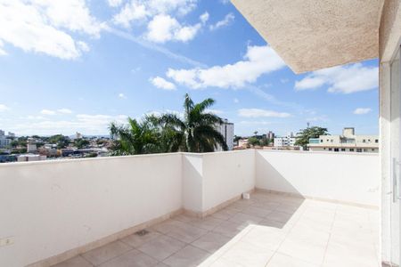 Apartamento à venda com 100m², 2 quartos e 2 vagasCobertura