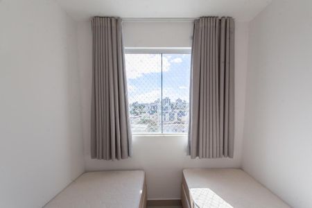 Apartamento à venda com 100m², 2 quartos e 2 vagasQuarto 2