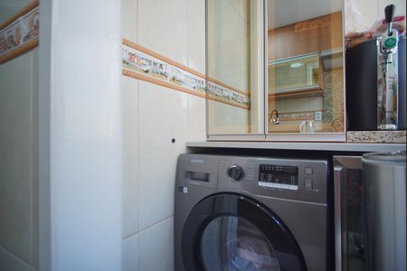 Apartamento à venda com 60m², 2 quartos e sem vagaÁrea  de Serviço