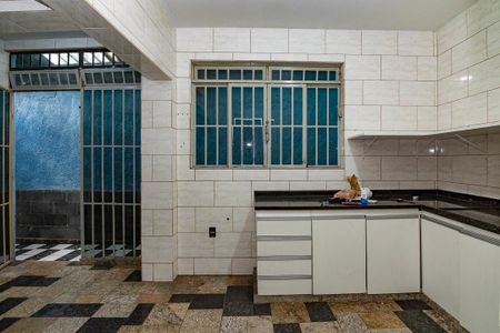 Casa para alugar com 300m², 3 quartos e 4 vagasCozinha