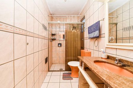 Casa à venda com 352m², 3 quartos e 3 vagas Casa à venda com 352m², 3 quartos e 3 vagasBanheiro 1