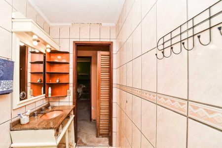 Casa à venda com 352m², 3 quartos e 3 vagas Casa à venda com 352m², 3 quartos e 3 vagasBanheiro 1