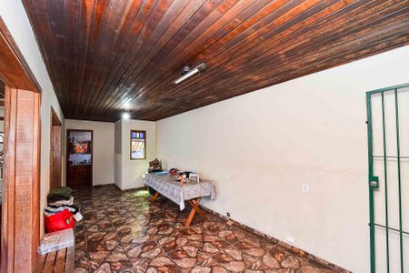 Casa à venda com 352m², 3 quartos e 3 vagas Casa à venda com 352m², 3 quartos e 3 vagasSalão de Festas