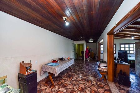 Casa à venda com 352m², 3 quartos e 3 vagas Casa à venda com 352m², 3 quartos e 3 vagasSalão de Festas