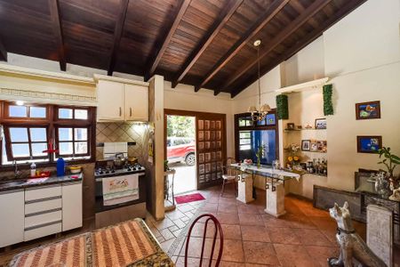 Casa à venda com 352m², 3 quartos e 3 vagas Casa à venda com 352m², 3 quartos e 3 vagasCozinha