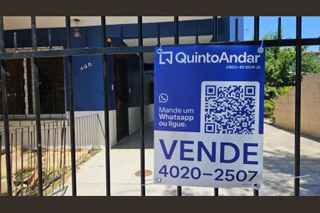 Casa à venda com 352m², 3 quartos e 3 vagas Casa à venda com 352m², 3 quartos e 3 vagasPlaquinha