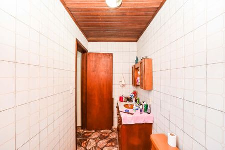 Casa à venda com 352m², 3 quartos e 3 vagas Casa à venda com 352m², 3 quartos e 3 vagasBanheiro 2