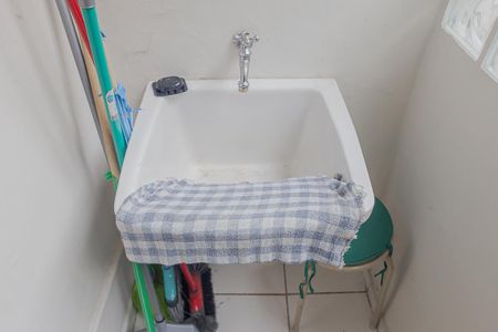 Apartamento para alugar com 2486m², 2 quartos e sem vaga Apartamento para alugar com 2486m², 2 quartos e sem vagaÁrea de Serviço