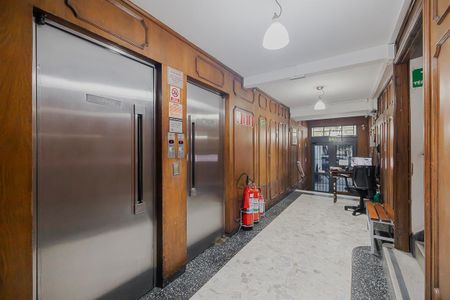 Apartamento para alugar com 2486m², 2 quartos e sem vaga Apartamento para alugar com 2486m², 2 quartos e sem vagaHall social