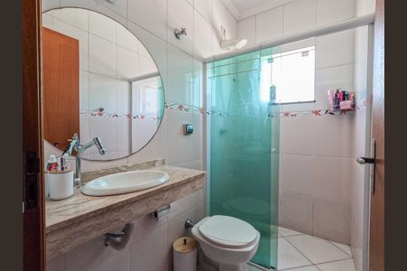 Casa à venda com 256m², 3 quartos e 6 vagas