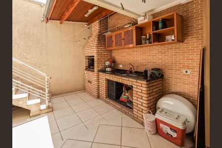Casa à venda com 256m², 3 quartos e 6 vagas