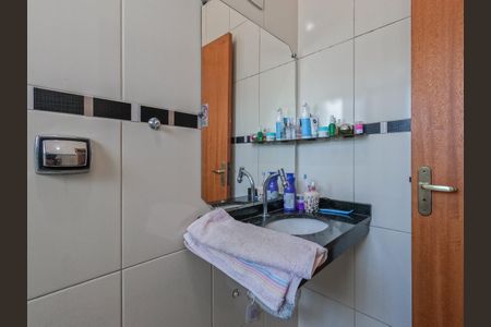 Casa à venda com 256m², 3 quartos e 6 vagas