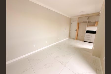 Sala de apartamento para alugar com 2 quartos, 100m² em Flor de Nápolis, São José