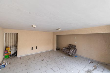 Casa para alugar com 250m², 3 quartos e 4 vagas Casa para alugar com 250m², 3 quartos e 4 vagasGaragem