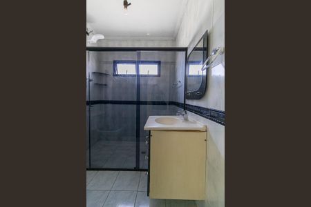 Casa para alugar com 250m², 3 quartos e 4 vagas Casa para alugar com 250m², 3 quartos e 4 vagasBanheiro