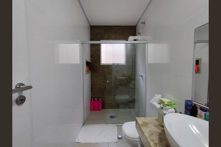 Casa à venda com 130m², 3 quartos e 2 vagas Casa à venda com 130m², 3 quartos e 2 vagasBanheiro - torneira