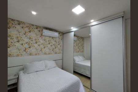 Casa à venda com 130m², 3 quartos e 2 vagas Casa à venda com 130m², 3 quartos e 2 vagasSuíte