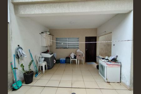 Casa à venda com 130m², 3 quartos e 2 vagas Casa à venda com 130m², 3 quartos e 2 vagasÁrea de Serviço